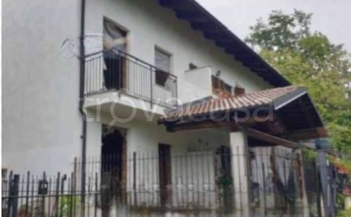 casa indipendente in vendita a Pocapaglia