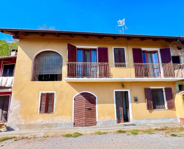 casa indipendente in vendita a Pocapaglia