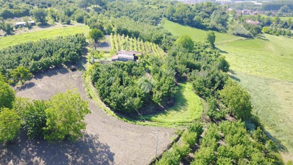 terreno agricolo in vendita a Pocapaglia