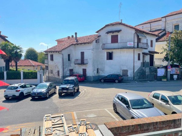 casa indipendente in vendita a Pocapaglia