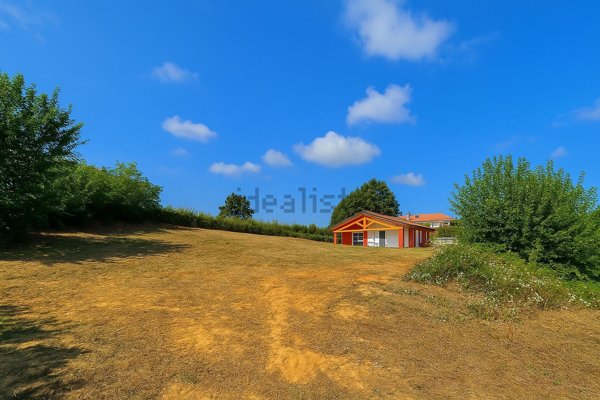 terreno edificabile in vendita a Pocapaglia
