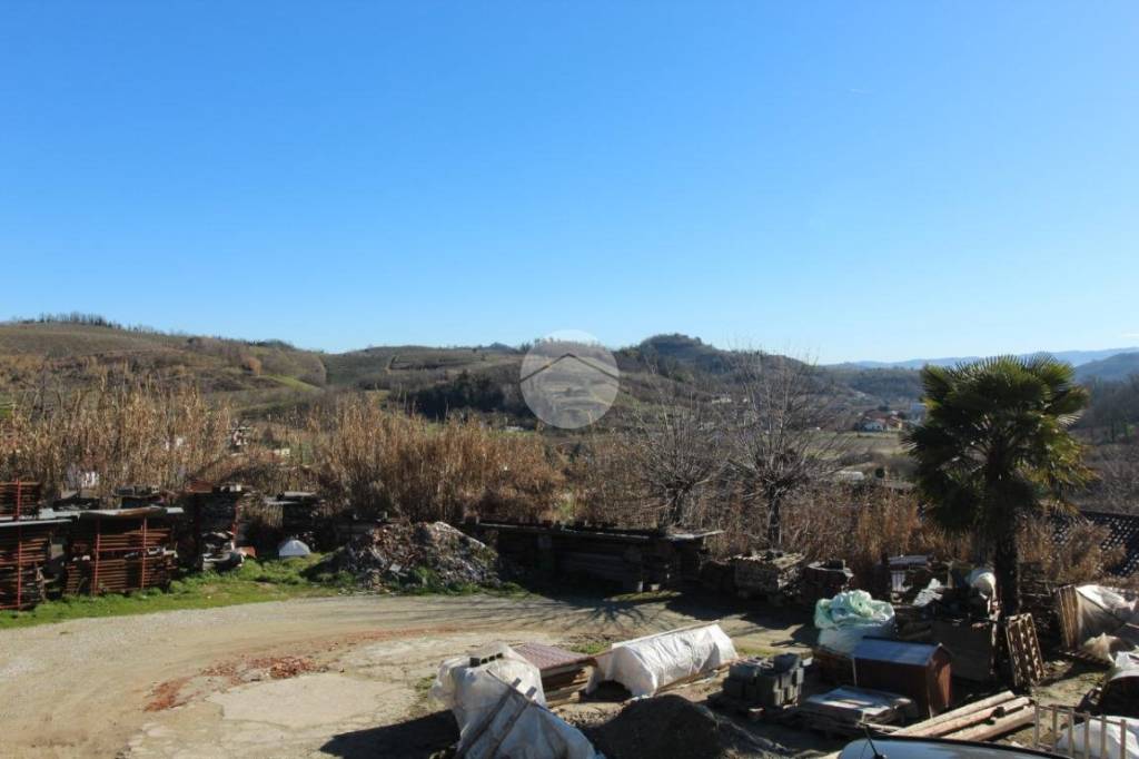 casa indipendente in vendita a Pocapaglia