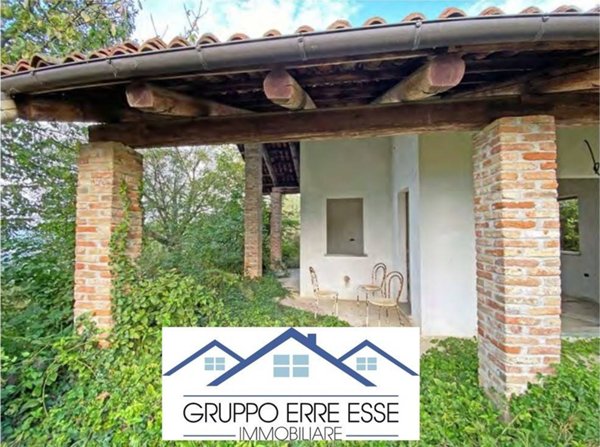 casa indipendente in vendita a Pocapaglia