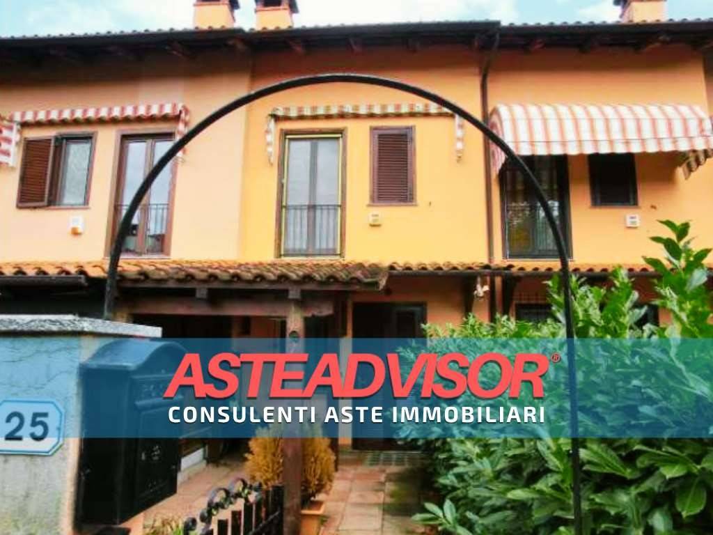 casa indipendente in vendita a Pocapaglia in zona America dei Boschi