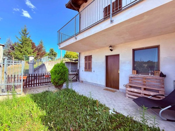 casa indipendente in vendita a Pocapaglia in zona Saliceto