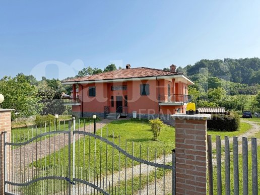 appartamento in vendita a Pocapaglia in zona Saliceto