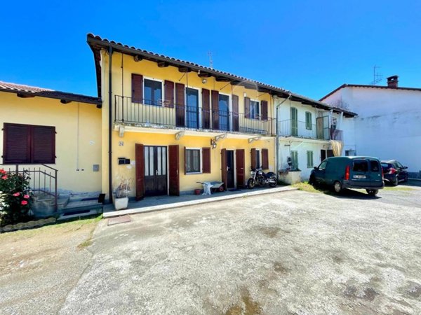 casa indipendente in vendita a Pocapaglia
