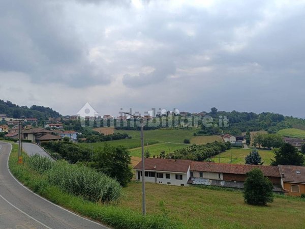 casa indipendente in vendita a Pocapaglia