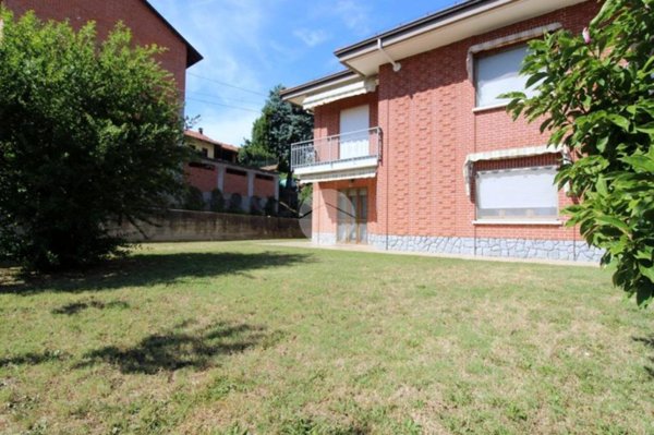 casa indipendente in vendita a Pocapaglia