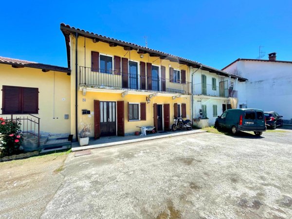 casa indipendente in vendita a Pocapaglia