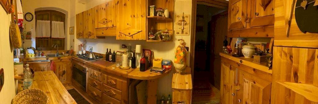 casa indipendente in vendita a Pontechianale in zona Maddalena