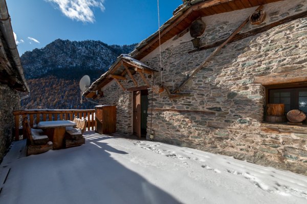 casa indipendente in vendita a Pontechianale in zona Villaretto