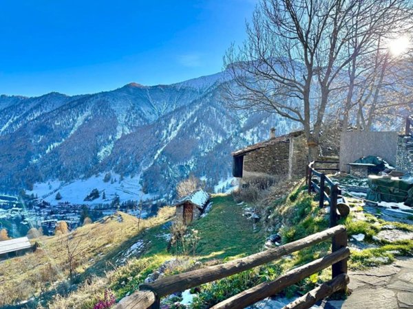 casa indipendente in vendita a Pontechianale
