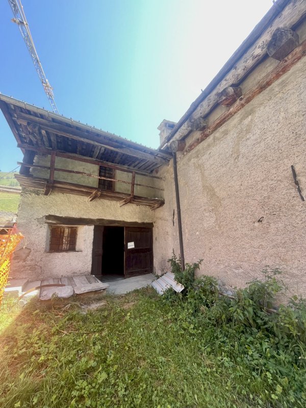 casa indipendente in vendita a Pontechianale in zona Chianale