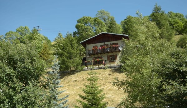 casa indipendente in vendita a Pontechianale