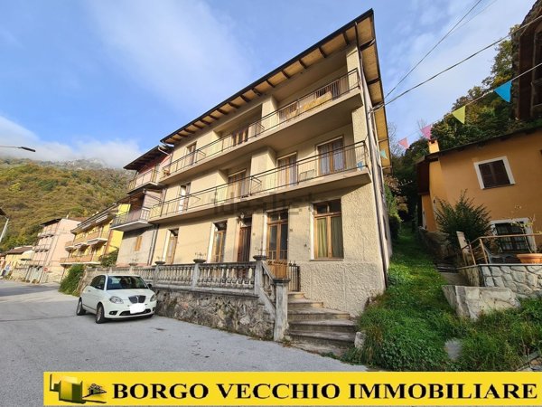 appartamento in vendita a Pradleves