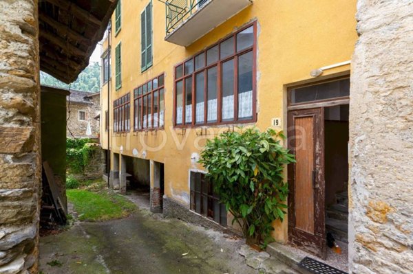 casa indipendente in vendita a Pradleves