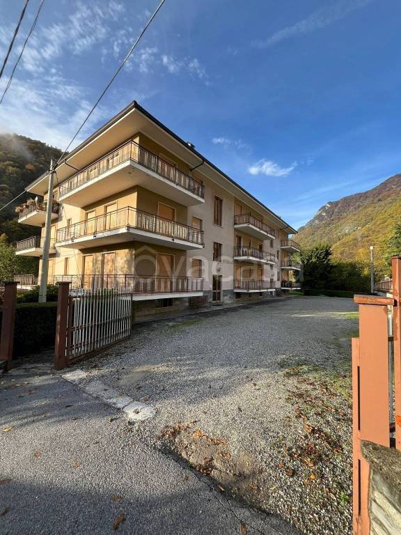 appartamento in vendita a Pradleves