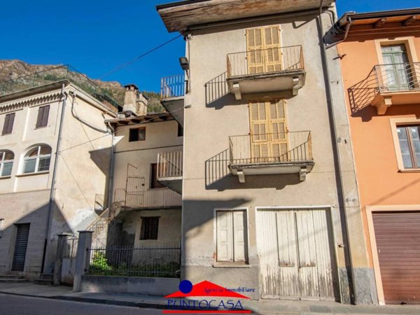 appartamento in vendita a Prazzo in zona Prazzo Superiore