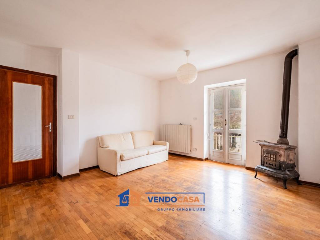 appartamento in vendita a Priero