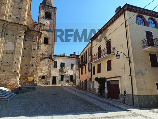 casa semindipendente in vendita a Priero
