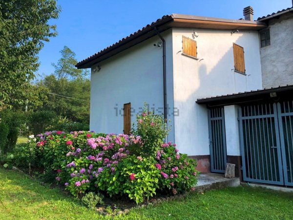 casa indipendente in vendita a Priero