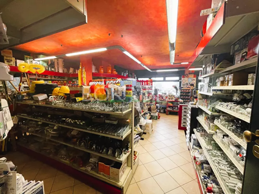 negozio in vendita a Priocca