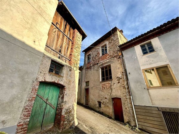 casa semindipendente in vendita a Priola in zona Casario