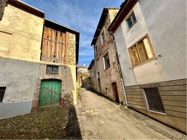 casa indipendente in vendita a Priola in zona Casario