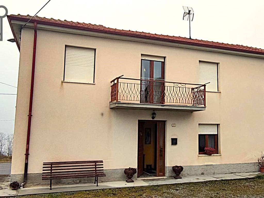 casa indipendente in vendita a Prunetto