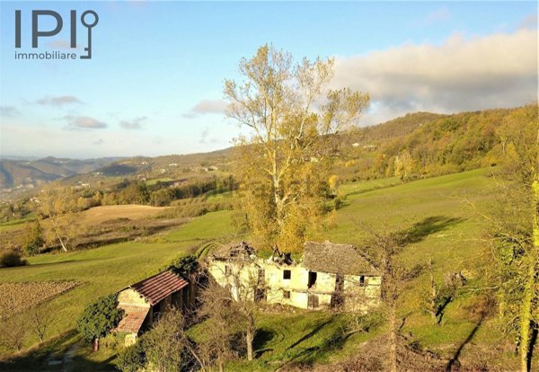 casale in vendita a Prunetto