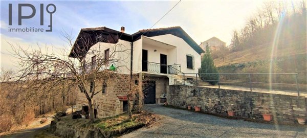 casa indipendente in vendita a Prunetto in zona Sulite