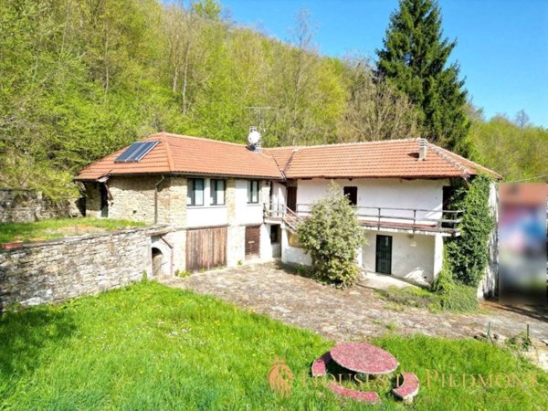 casa indipendente in vendita a Prunetto