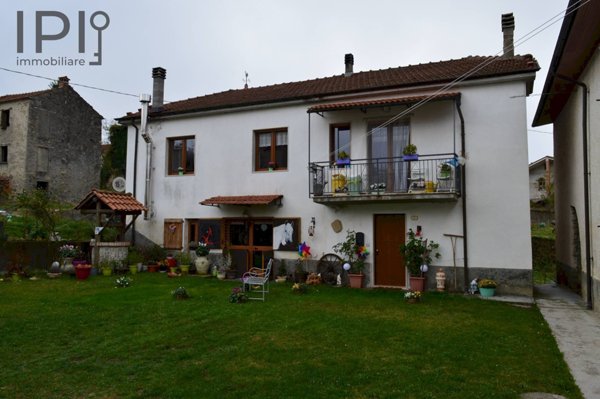 casa indipendente in vendita a Prunetto