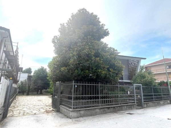 casa indipendente in vendita a Racconigi