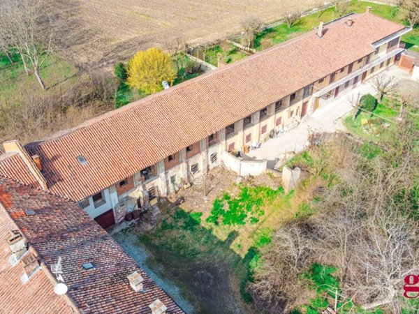 casale in vendita a Racconigi