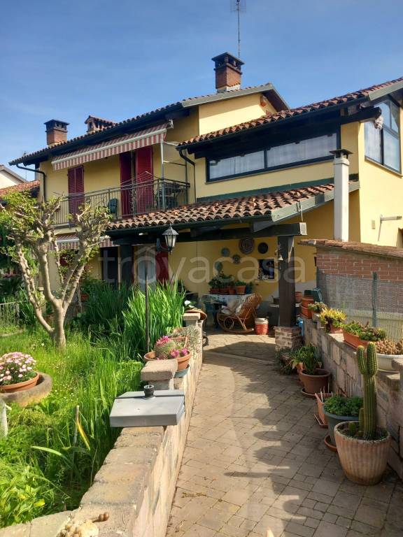 casa indipendente in vendita a Racconigi in zona Tagliata