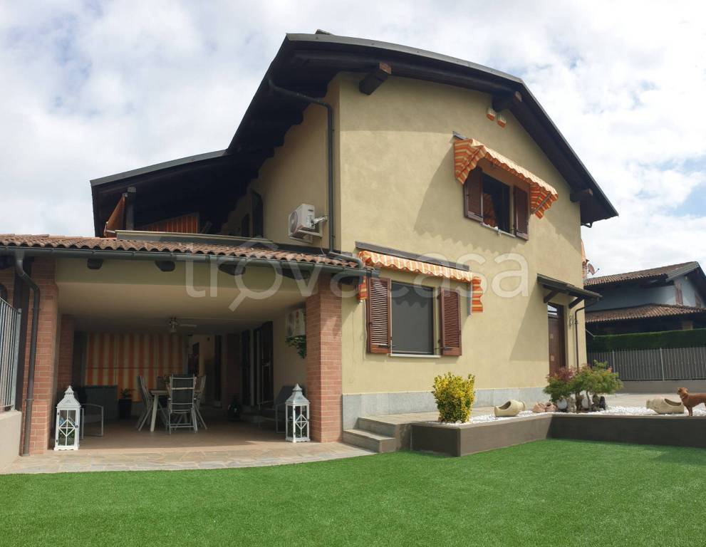 casa indipendente in vendita a Racconigi