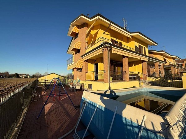 casa indipendente in vendita a Racconigi