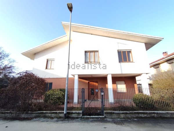 casa indipendente in vendita a Racconigi