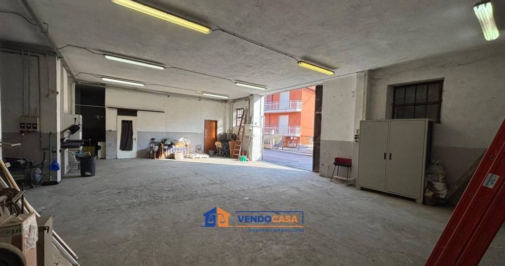 locale commerciale in vendita a Racconigi