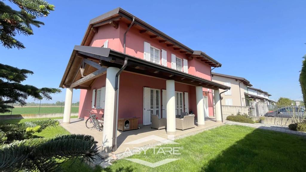 casa indipendente in vendita a Racconigi