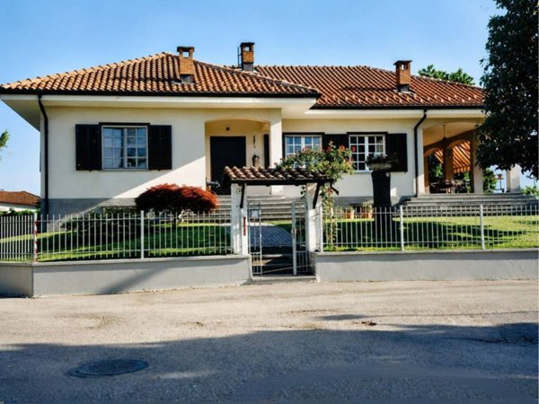 casa indipendente in vendita a Racconigi