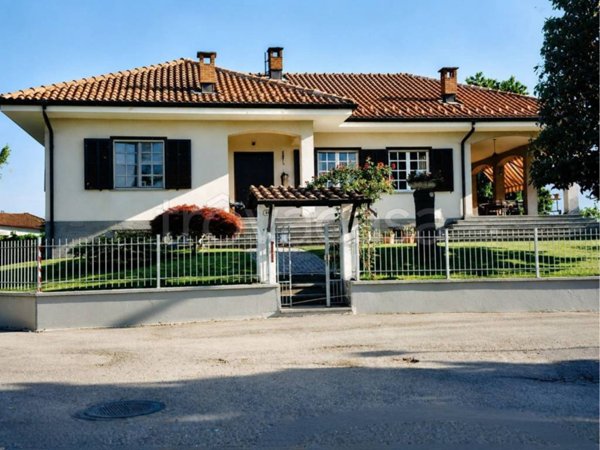 casa indipendente in vendita a Racconigi
