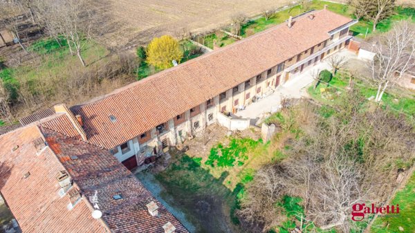 casale in vendita a Racconigi in zona Tagliata