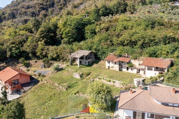 terreno edificabile in vendita a Revello