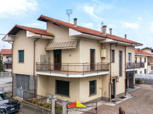 quadrivano in vendita a Revello