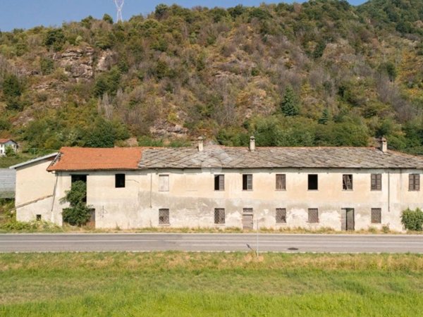 casa indipendente in vendita a Revello