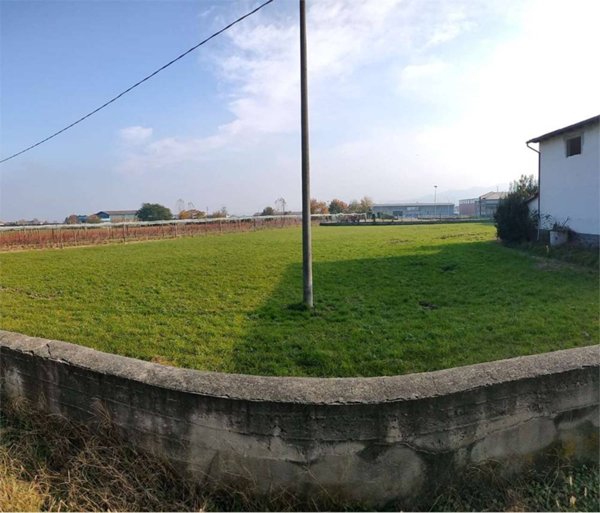 terreno agricolo in vendita a Revello