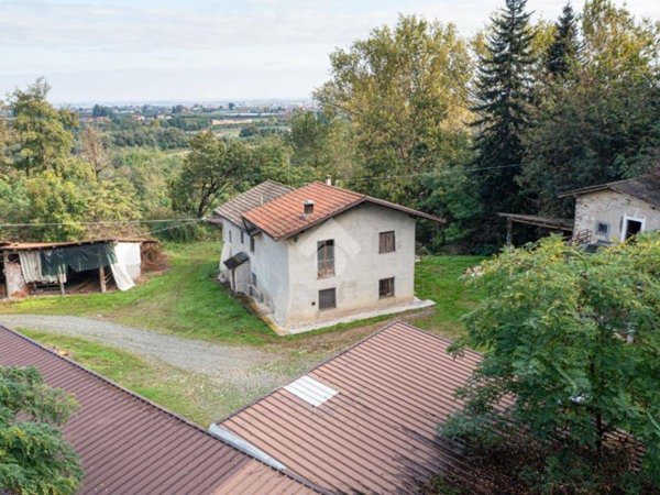 casa indipendente in vendita a Revello in zona San Pietro